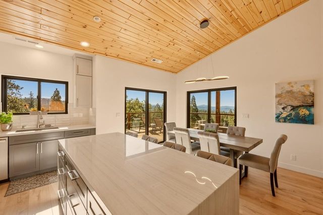 3321 Menominee Ct, Arnold, CA 95223