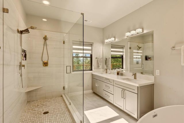 3321 Menominee Ct, Arnold, CA 95223