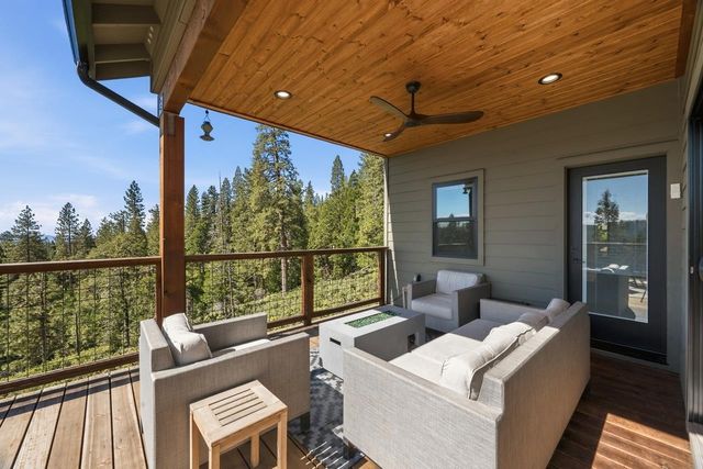 3321 Menominee Ct, Arnold, CA 95223