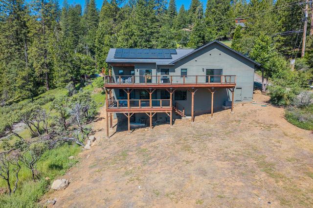 3321 Menominee Ct, Arnold, CA 95223