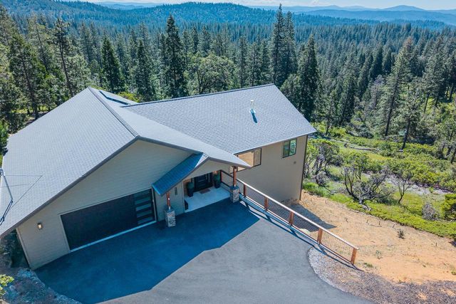 3321 Menominee Ct, Arnold, CA 95223
