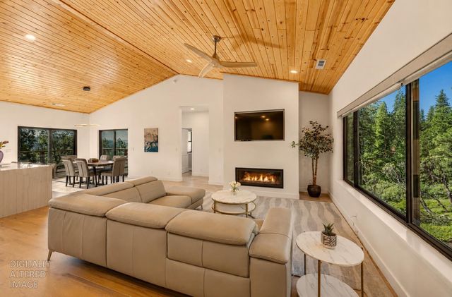 3321 Menominee Ct, Arnold, CA 95223
