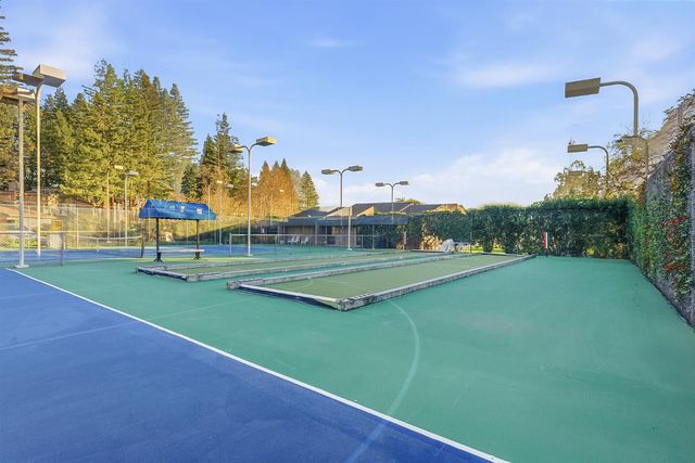 4138 Quiet Meadow Ct, Fair Oaks, CA 95628