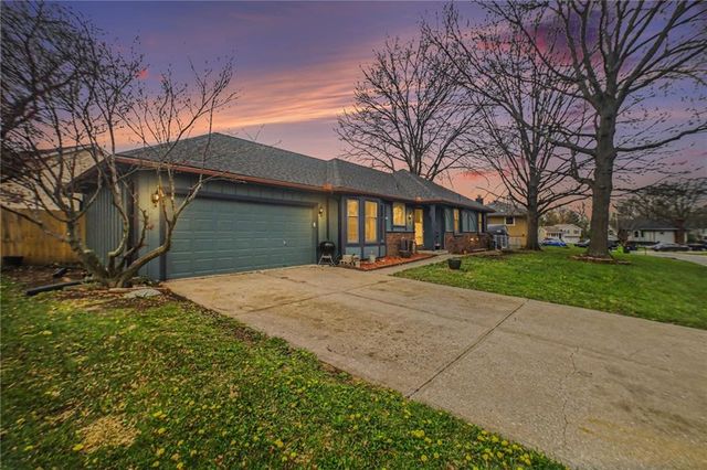 16819 Blaine Avenue, Belton, MO 64012