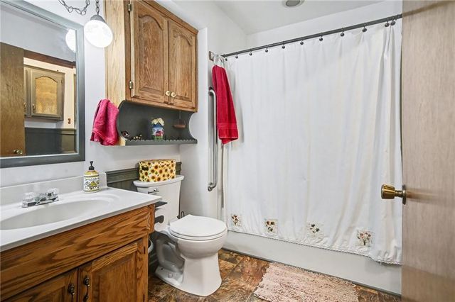 16819 Blaine Avenue, Belton, MO 64012