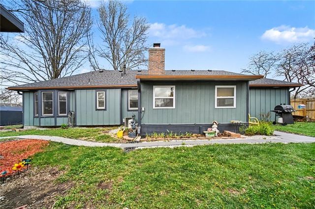 16819 Blaine Avenue, Belton, MO 64012