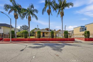 209 1/2 N Monterey, Alhambra, CA 91801