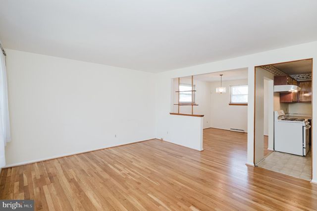 7345 MANCHESTER RD, Baltimore, MD 21222