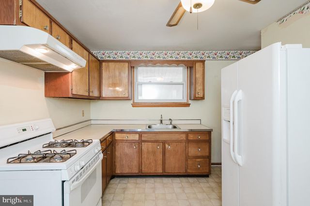7345 MANCHESTER RD, Baltimore, MD 21222