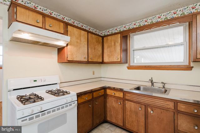 7345 MANCHESTER RD, Baltimore, MD 21222