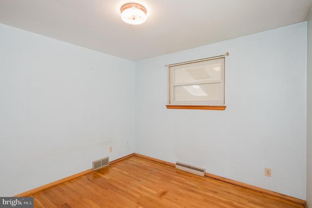 7345 MANCHESTER RD, Baltimore, MD 21222