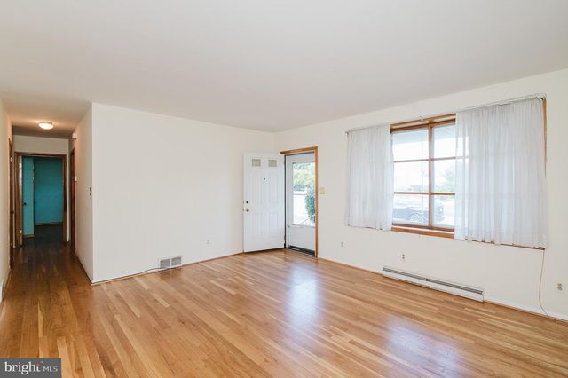 7345 MANCHESTER RD, Baltimore, MD 21222