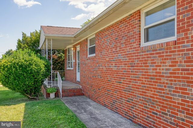 7345 MANCHESTER RD, Baltimore, MD 21222