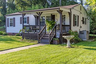 921 E 8th Avenue, Gastonia, NC 28054