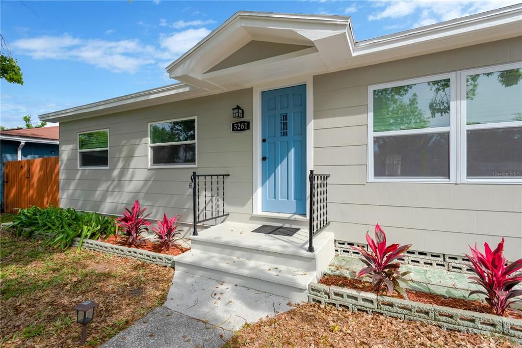 5261 43RD AVENUE N, St Petersburg, FL 33709