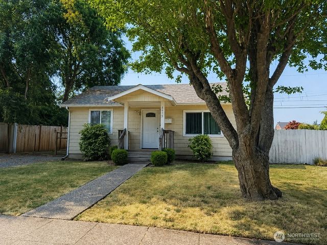 4526 N Ferdinand Street, Tacoma, WA 98407