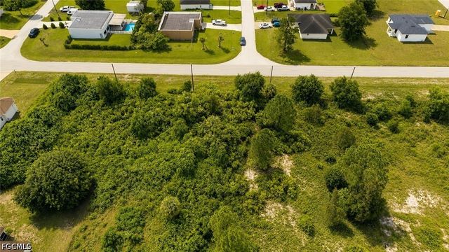 724 Jaguar BLVD, Lehigh Acres, FL 33974