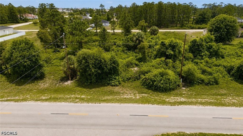 724 Jaguar BLVD, Lehigh Acres, FL 33974