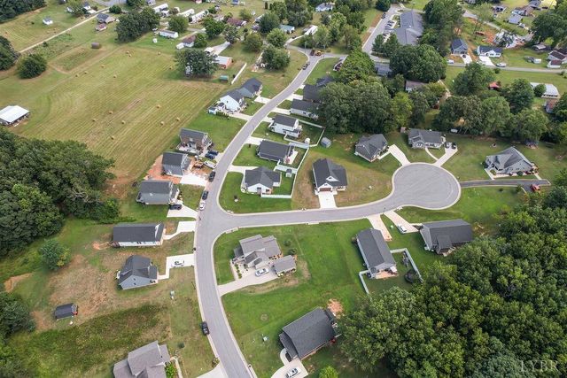 403 North Ave, Appomattox, VA 24522