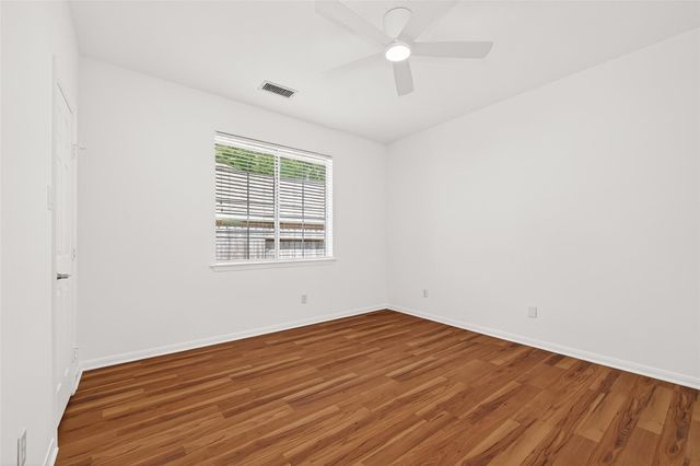 22 Westwinds Circle NE, The Woodlands, TX 77382