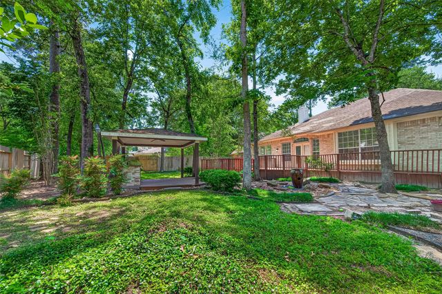 22 Westwinds Circle NE, The Woodlands, TX 77382
