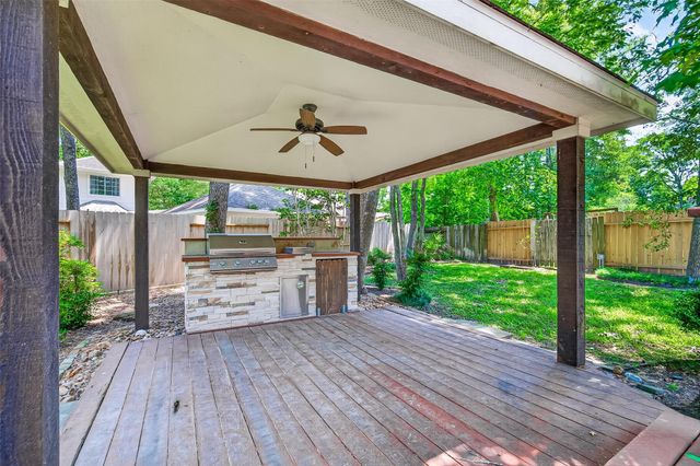 22 Westwinds Circle NE, The Woodlands, TX 77382