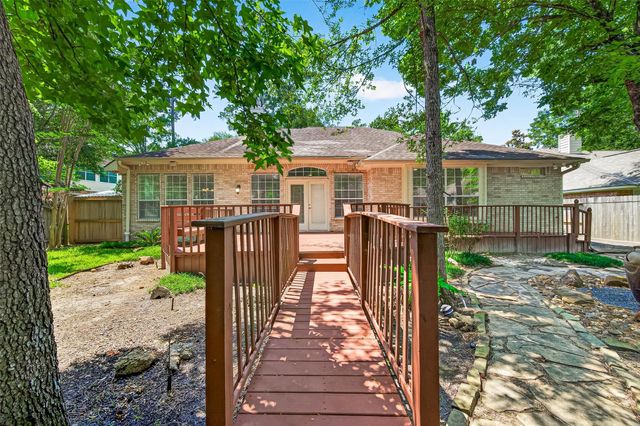 22 Westwinds Circle NE, The Woodlands, TX 77382