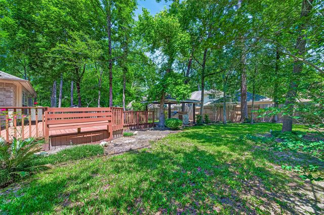 22 Westwinds Circle NE, The Woodlands, TX 77382