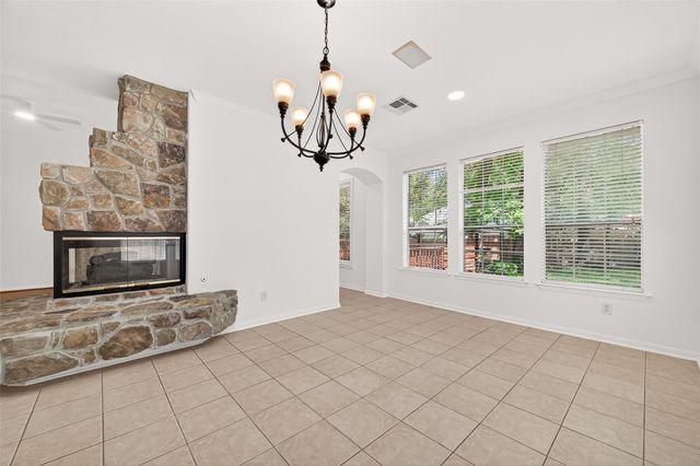 22 Westwinds Circle NE, The Woodlands, TX 77382