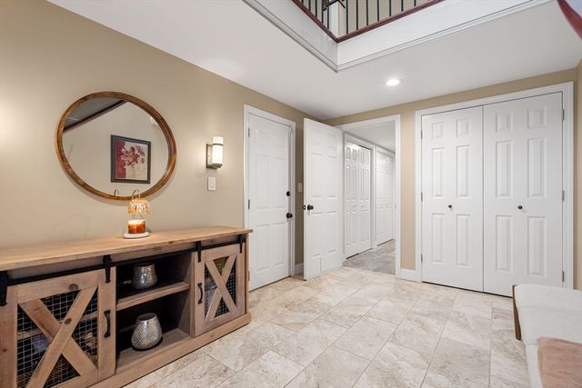 27 Woodland Park Dr 27, Haverhill, MA 01830