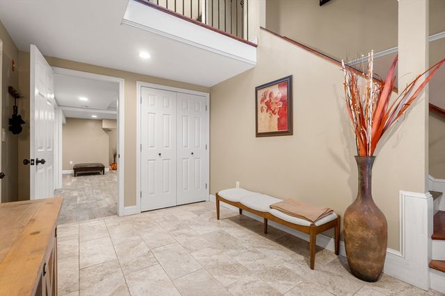 27 Woodland Park Dr 27, Haverhill, MA 01830