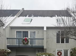 27 Woodland Park Dr 27, Haverhill, MA 01830