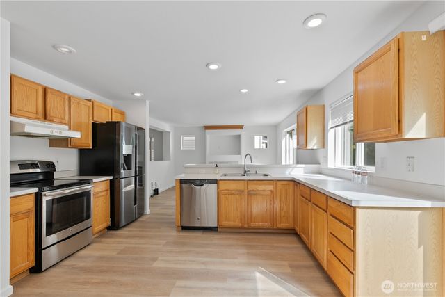 4817 SE 147th Place, Everett, WA 98208