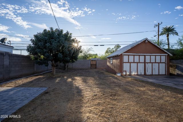 1714 N 15TH Avenue, Phoenix, AZ 85007