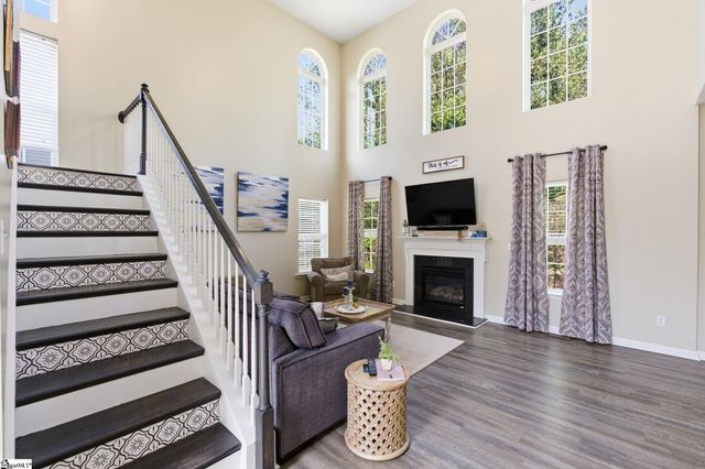 343 Woodsberry Shoals Drive, Duncan, SC 29334