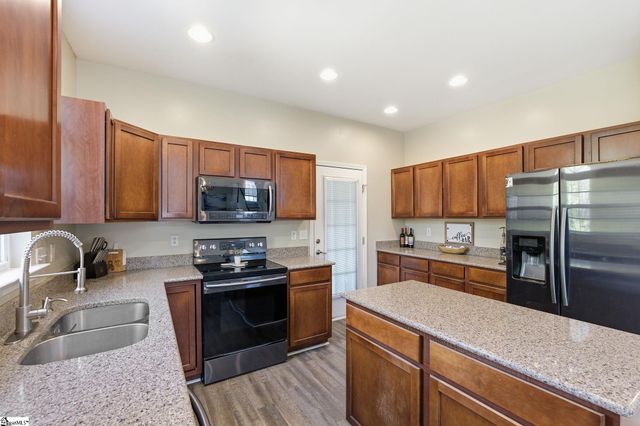 343 Woodsberry Shoals Drive, Duncan, SC 29334