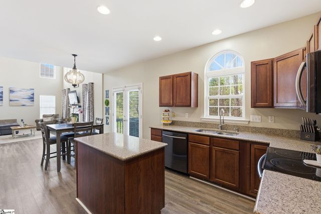 343 Woodsberry Shoals Drive, Duncan, SC 29334