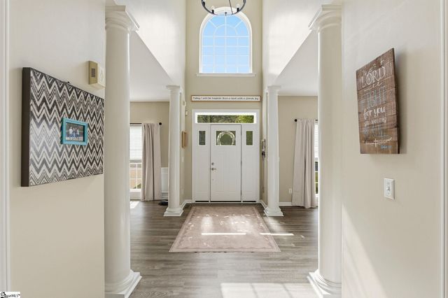 343 Woodsberry Shoals Drive, Duncan, SC 29334