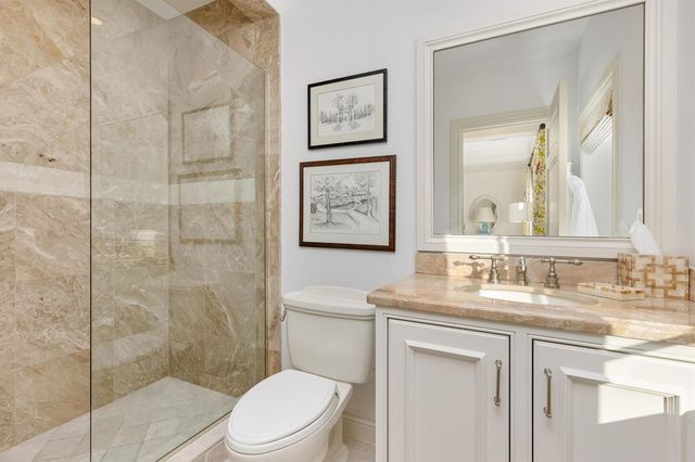 9 Via Vizcaya, Palm Beach, FL 33480