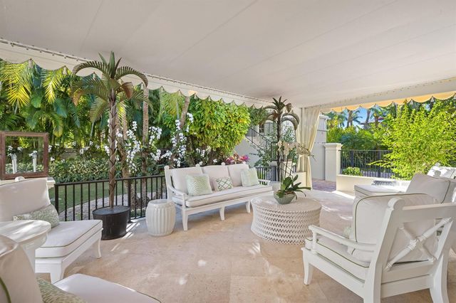 9 Via Vizcaya, Palm Beach, FL 33480