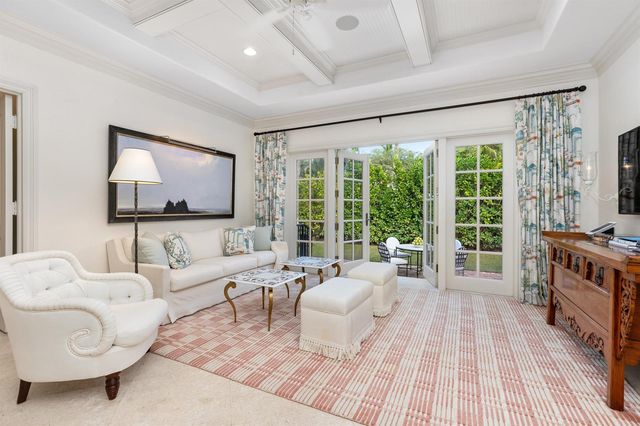 9 Via Vizcaya, Palm Beach, FL 33480