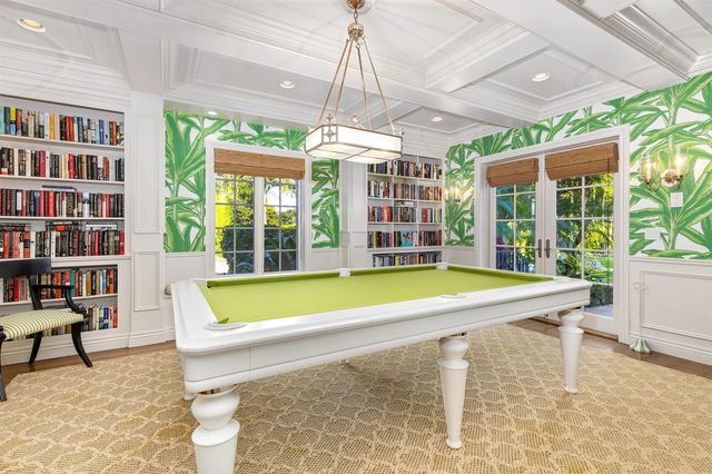 9 Via Vizcaya, Palm Beach, FL 33480