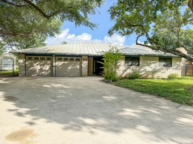 10 Broken Ski, New Braunfels, TX 78130