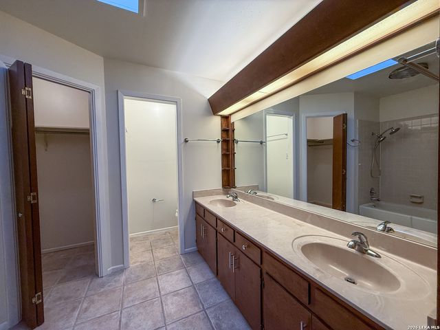 10 Broken Ski, New Braunfels, TX 78130