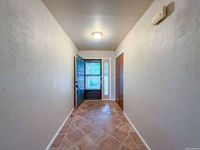 10 Broken Ski, New Braunfels, TX 78130