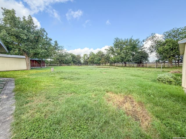 10 Broken Ski, New Braunfels, TX 78130