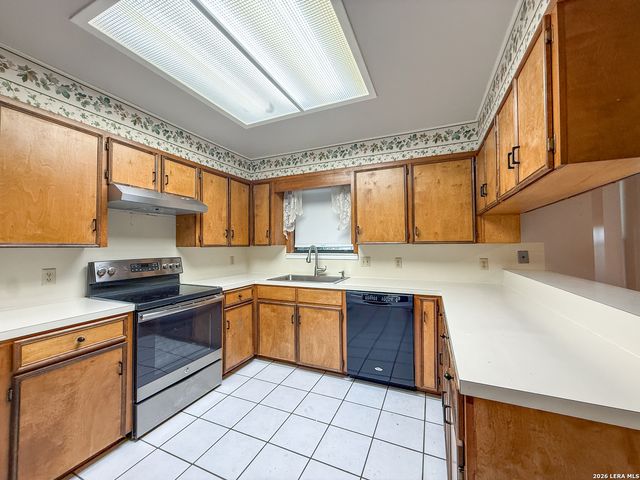 10 Broken Ski, New Braunfels, TX 78130