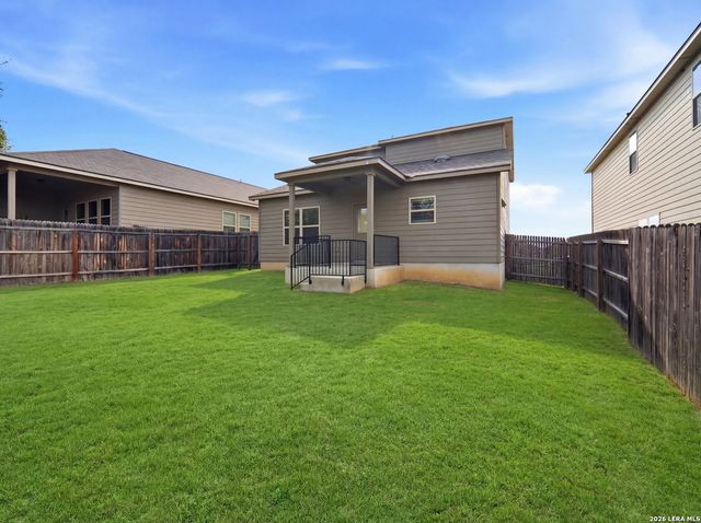 1215 Butterfly Post, San Antonio, TX 78245