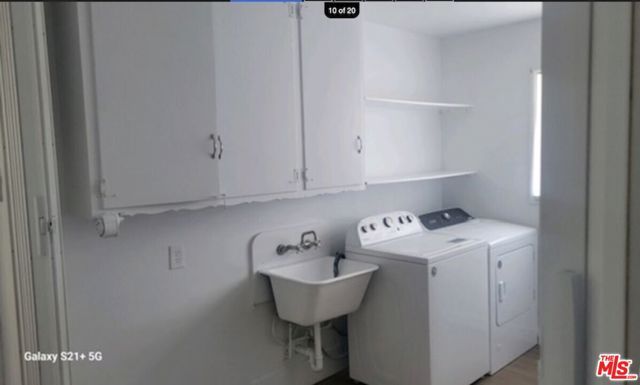 17402 Hart Street, Van Nuys (los Angeles), CA 91406