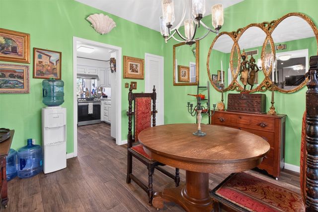 2017 Heatherbrook Drive, Grapevine, TX 76051